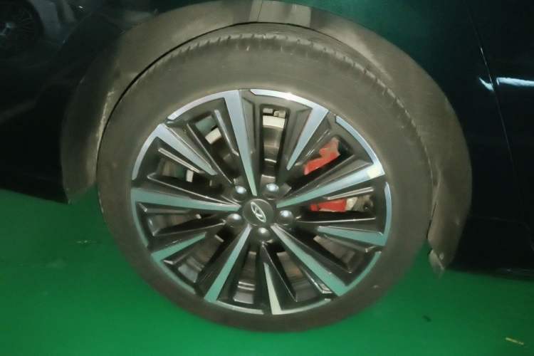 Used Chery Arrizo 8 2025 2.0T Automatic Yu+
