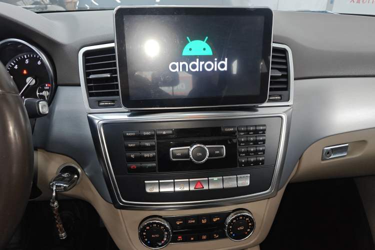 Used Mercedes-Benz M-Class 2014 ML 320 4MATIC