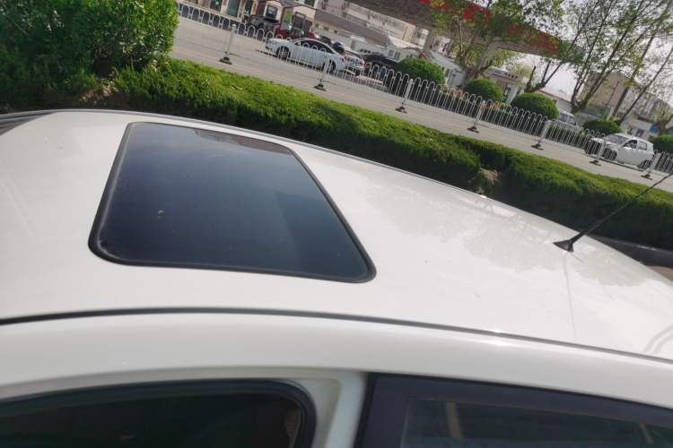 Used Kia K2 2012 Hatchback 1.4L Automatic Cool Edition Roof