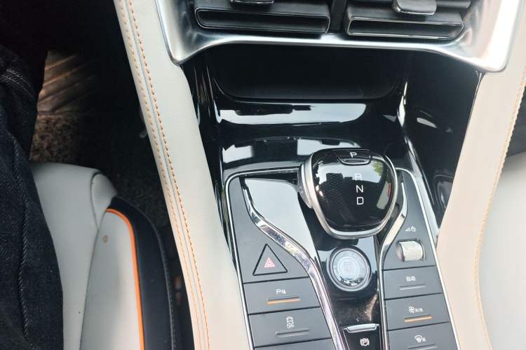 Used BYD Song PLUS New Energy 2021 DM-i 110KM Flagship Model
