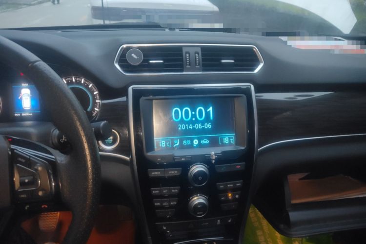 Used Haval H2 2016 Red-Label 1.5T Manual Two-Wheel Drive Luxury Model