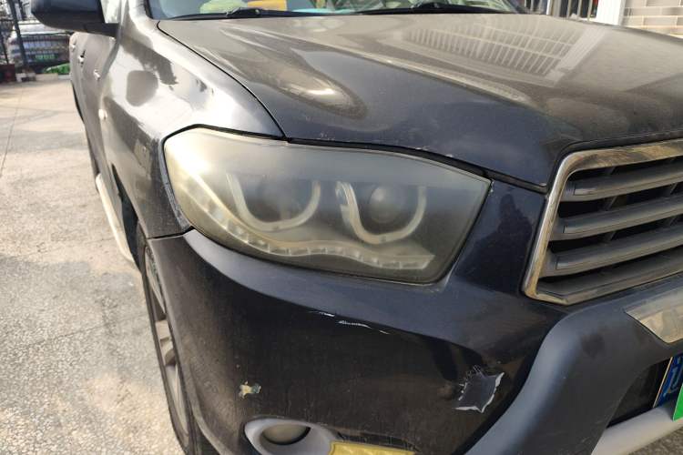 Used Toyota Highlander 2011 2.7L Two-Wheel Drive 7-Seater Luxury Edition
