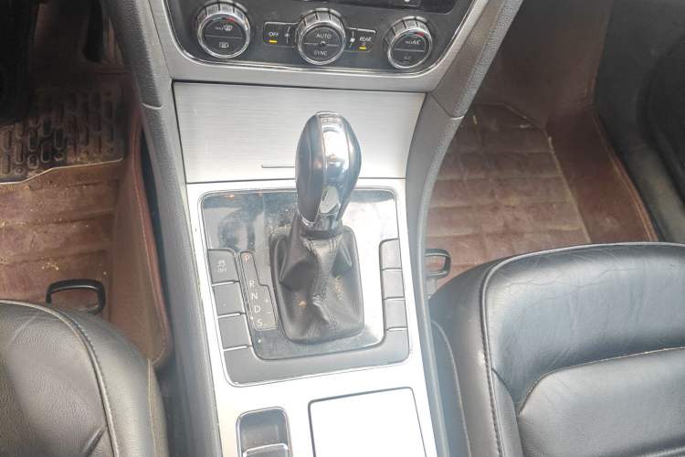 Used Volkswagen Passat 2013 1.8TSI DSG Prestige Edition
