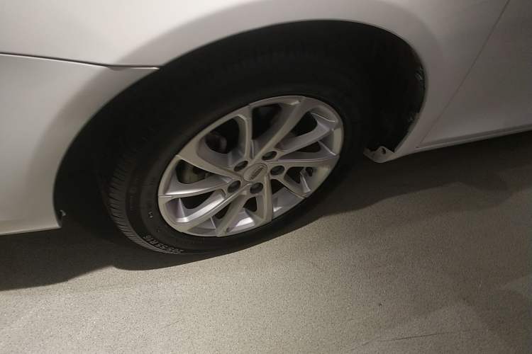 Used Geely Auto Emgrand 2021 UP 1.5L Manual Luxury Model