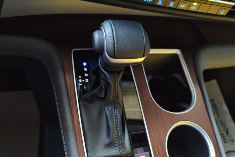 Used Toyota Sienna 2021 2.5L Hybrid Luxury Edition