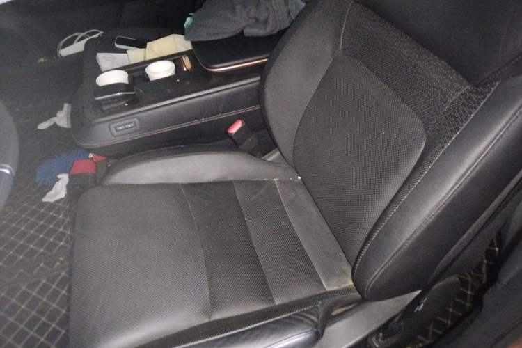 Used Nissan ARIYA 2022 Two-Wheel Drive Long-Range Version Left Front Seat