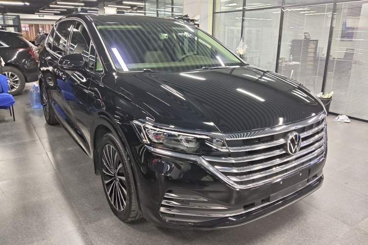 Used Volkswagen Viloran 2023 380TSI Prestige Edition Exterior 1