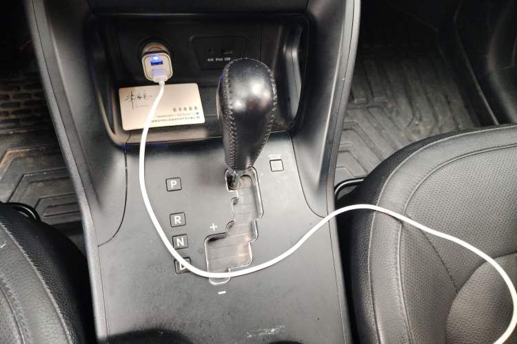 Used Hyundai ix35 2012 2.0L Automatic Two-Wheel Drive Elite Edition GLS
