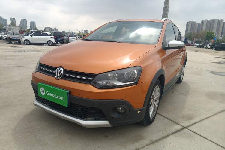 Used Volkswagen Polo 2018 1.5L Cross Polo Automatic