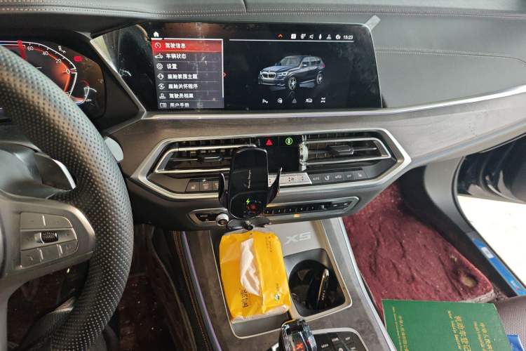 Used BMW X5 2022 Restyled xDrive 30Li Luxury Version M Sport Package