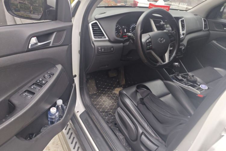 Used Hyundai Tucson 2015 1.6T Dual-Clutch Two-Wheel-Drive Smart Model
