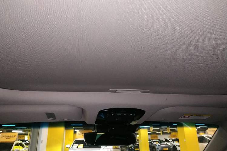 Used Toyota Venza 2023 2.0L CVT Two-Wheel Drive Luxury Edition