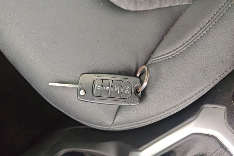 Used Jeep Renegade 2019 220T Automatic Leading Edition Vehicle Key