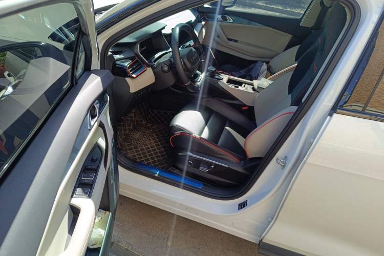 Used Lynk & Co 06 2020 1.5T YAO Halo Driver Seat