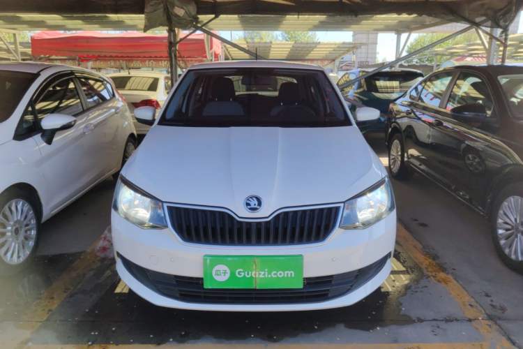 Used Skoda Fabia 2016 1.4L Automatic Car Enjoy Edition Front