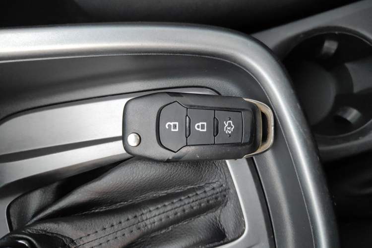 Used Ford Escort 2017 Happiness Edition 1.5L Automatic Fashion Version