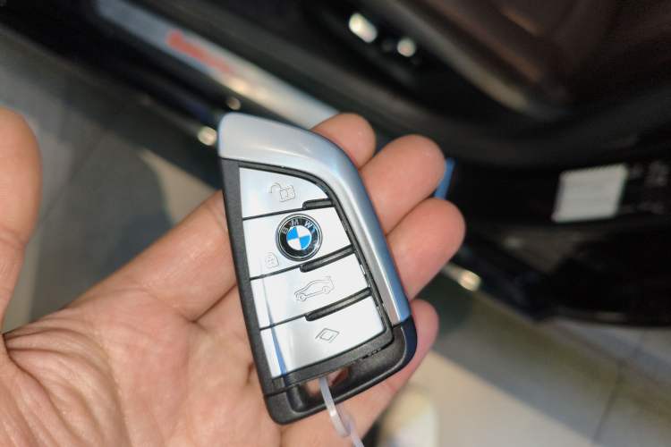 Used BMW 5 Series 2021 525Li Luxury Package