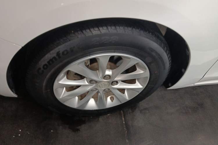 Used Buick GT 2018 15T Dual-Clutch Advanced Model China V Standard Left Front Wheel Hub