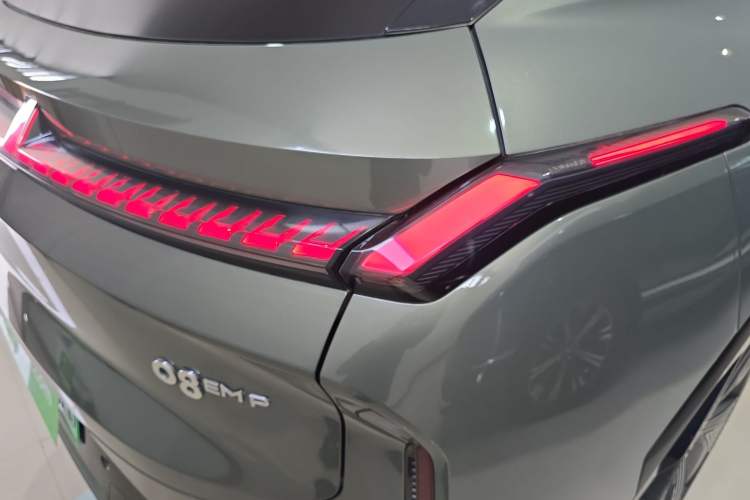 Used Lynk & Co 08 EM-P 2023 220 km Limited-Time Edition Right Rear Taillight