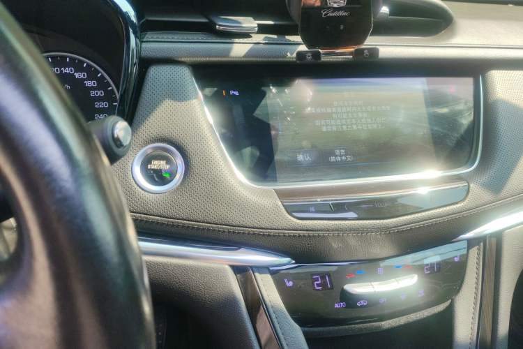 Used Cadillac XT5 2018 25T Luxury Model