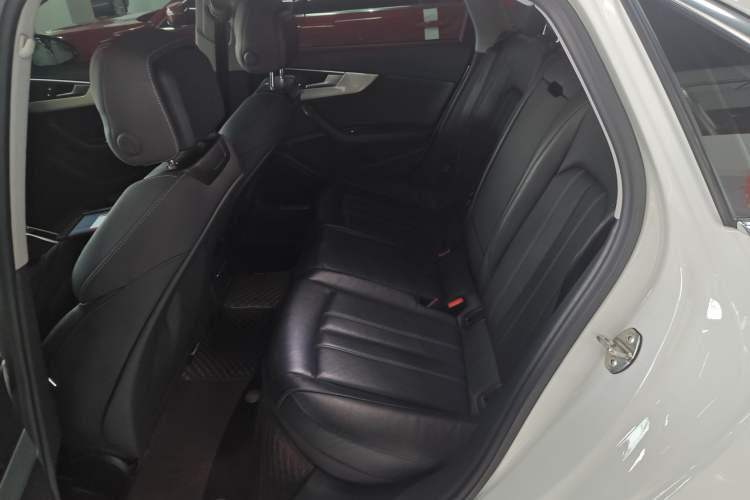 Used Audi A4L 2020 40 TFSI Fashion Dynamic Model