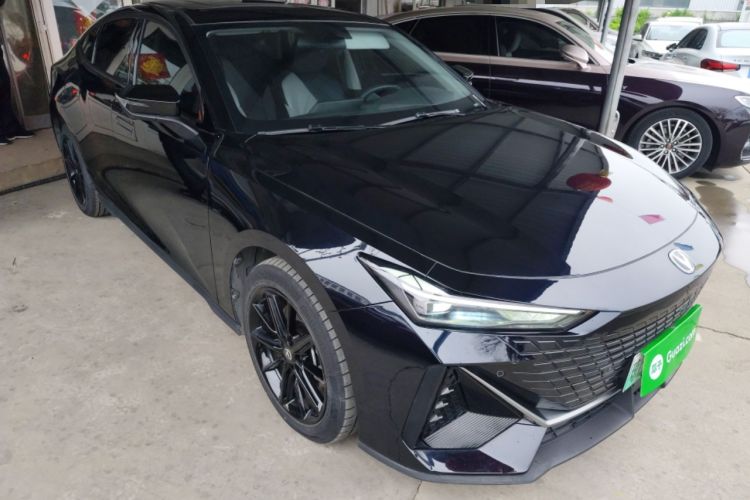 Used CHANGAN UNI-V iDD 2023 Zhidian iDD 1.5T 113km Smart & Fun Version (Rapid Edition)