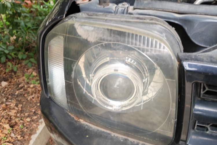 Used Suzuki Jimny 2010 1.3 AT Fashion Limited Edition Right Front Headlight