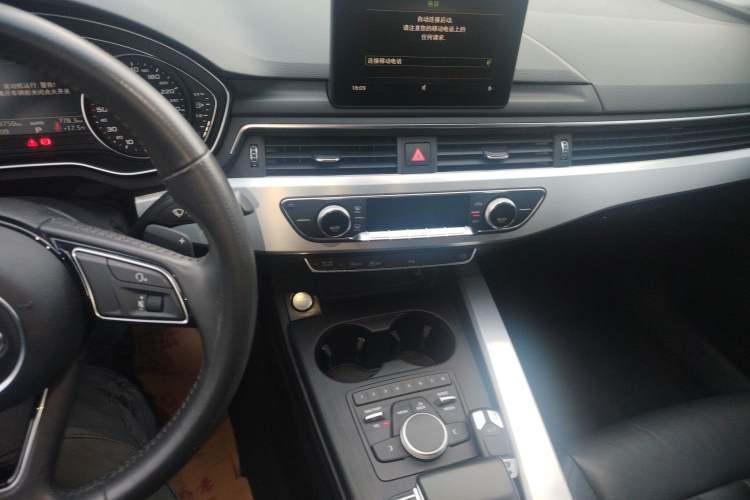 Used Audi A4L 2017 40 TFSI Style Edition
