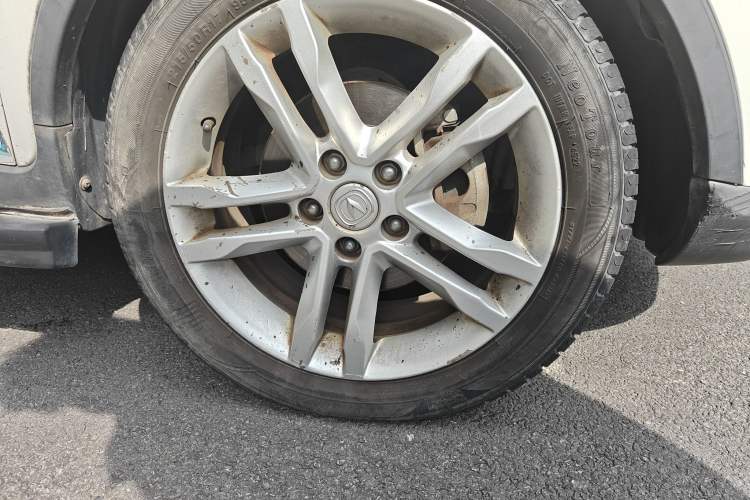 Used CHANGAN CS35 2015 1.6L Automatic Luxury Model China V Standard Right Front Wheel Hub