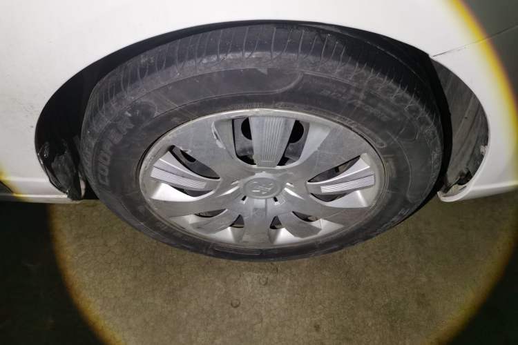 Used Roewe Ei5 