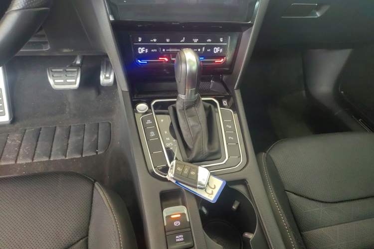 Used Volkswagen FAW-Volkswagen CC 2023 380TSI Striking Edition