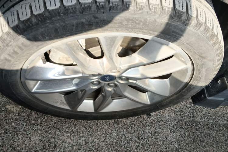 Used Ford Edge 2015 2.0T GTDi Four-Wheel Drive Prestige Model