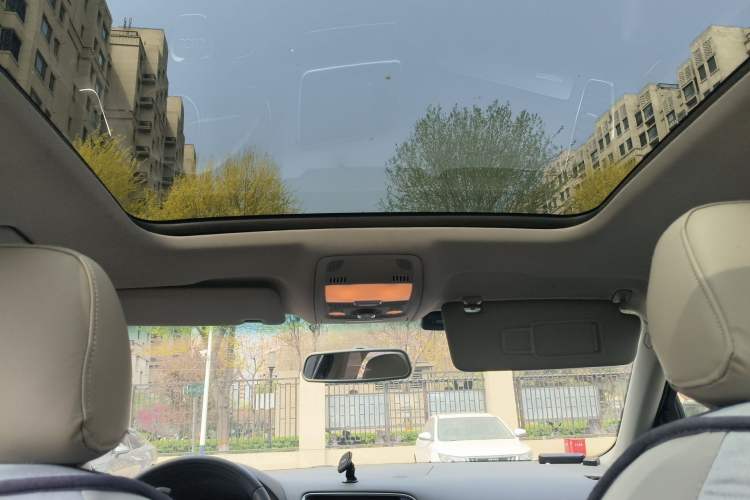 Used Audi Q5 2012 2.0TFSI Trendy Edition Headliner