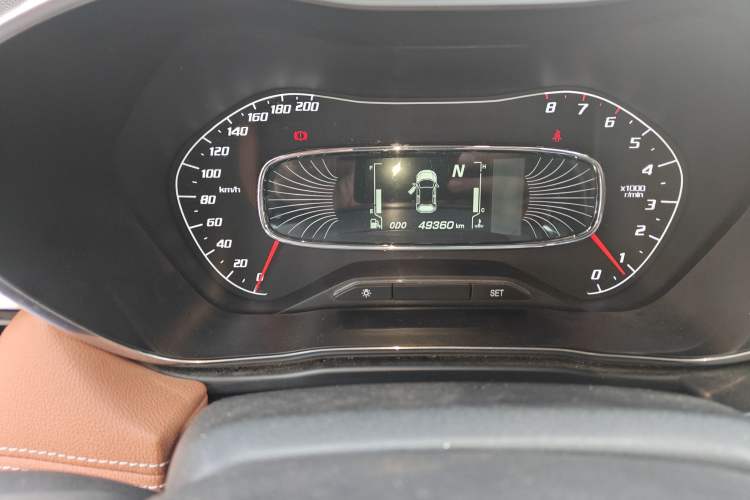 Used Baojun 510 2017 1.5L Automatic Luxury Model Odometer Close Up