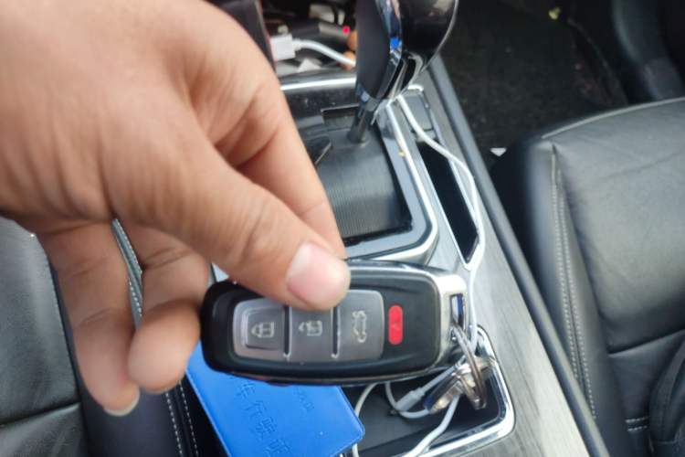 Used Venucia T90 2017 2.0L CVT Smart Edition
