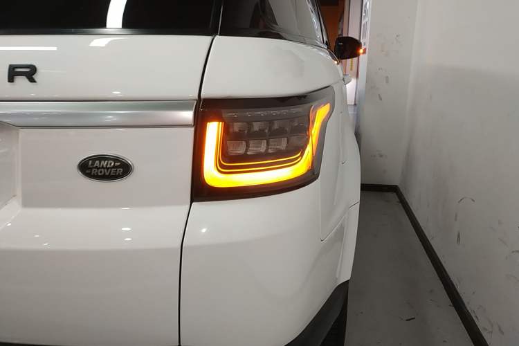 Used Land Rover Range SportNew Energy 2018 P400e