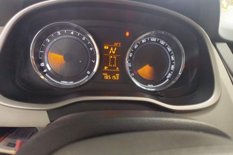 Used Chevrolet Sail 2015 Sail 3 1.5L AMT Happiness Sunroof Edition