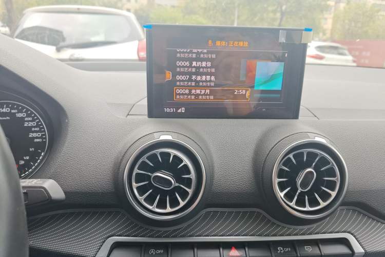 Used Audi Q2L 2018 35 TFSI Launch Exclusive Edition China VI
