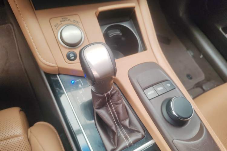 Used Lexus ES 2015 200 Elite Edition
