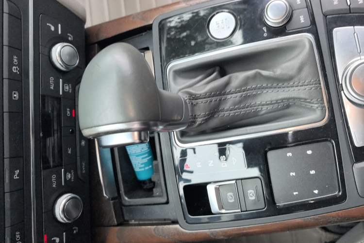 Used Audi A6L 2012 35 FSI quattro Luxury Model
