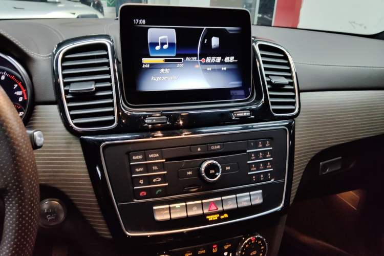 Used Mercedes-Benz GLE 2019 GLE 320 4MATIC Dynamic Edition Prestige Model
