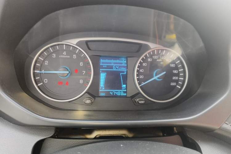 Used FAW Yingzhi 727 2016 1.5L Standard Edition Instrument Cluster