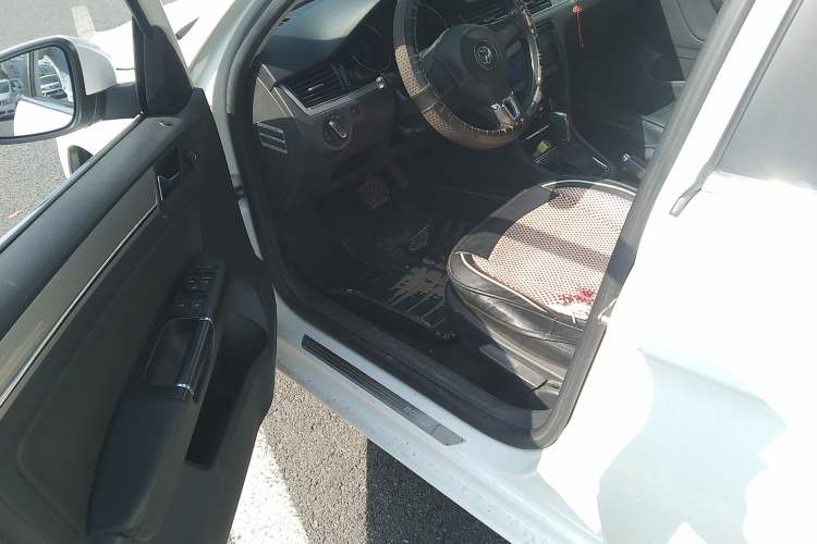 Used Volkswagen Bora 2014 1.6L Automatic Comfort Model