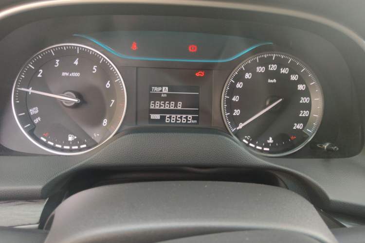 Used Buick GT 2018 15T Manual Entry-Level Version China V Standard Odometer Close Up