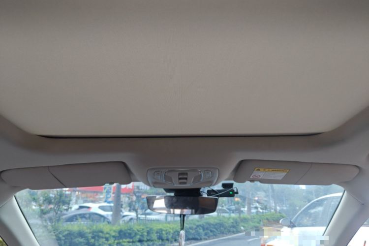 Used Roewe D7 2023 DMH 125km Excellence Edition
