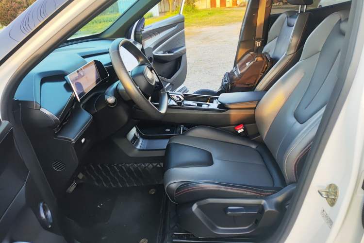 Used Geely Auto Emgrand X7 Sport 2023 Boyue COOL 1.5TD Friend Edition Left Front Seat