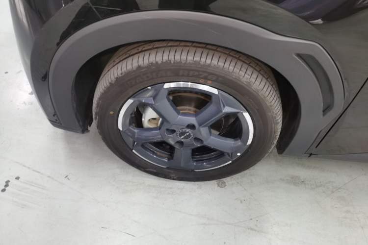 Used BYD Seagull 2024 Honor Edition 405km Flying Version Left Front Wheel Hub