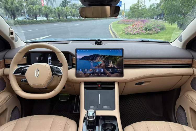 Used Hima AITO M7 2024 1.5T Intelligent Drive Rear-Drive Ultra Version 5 Seats