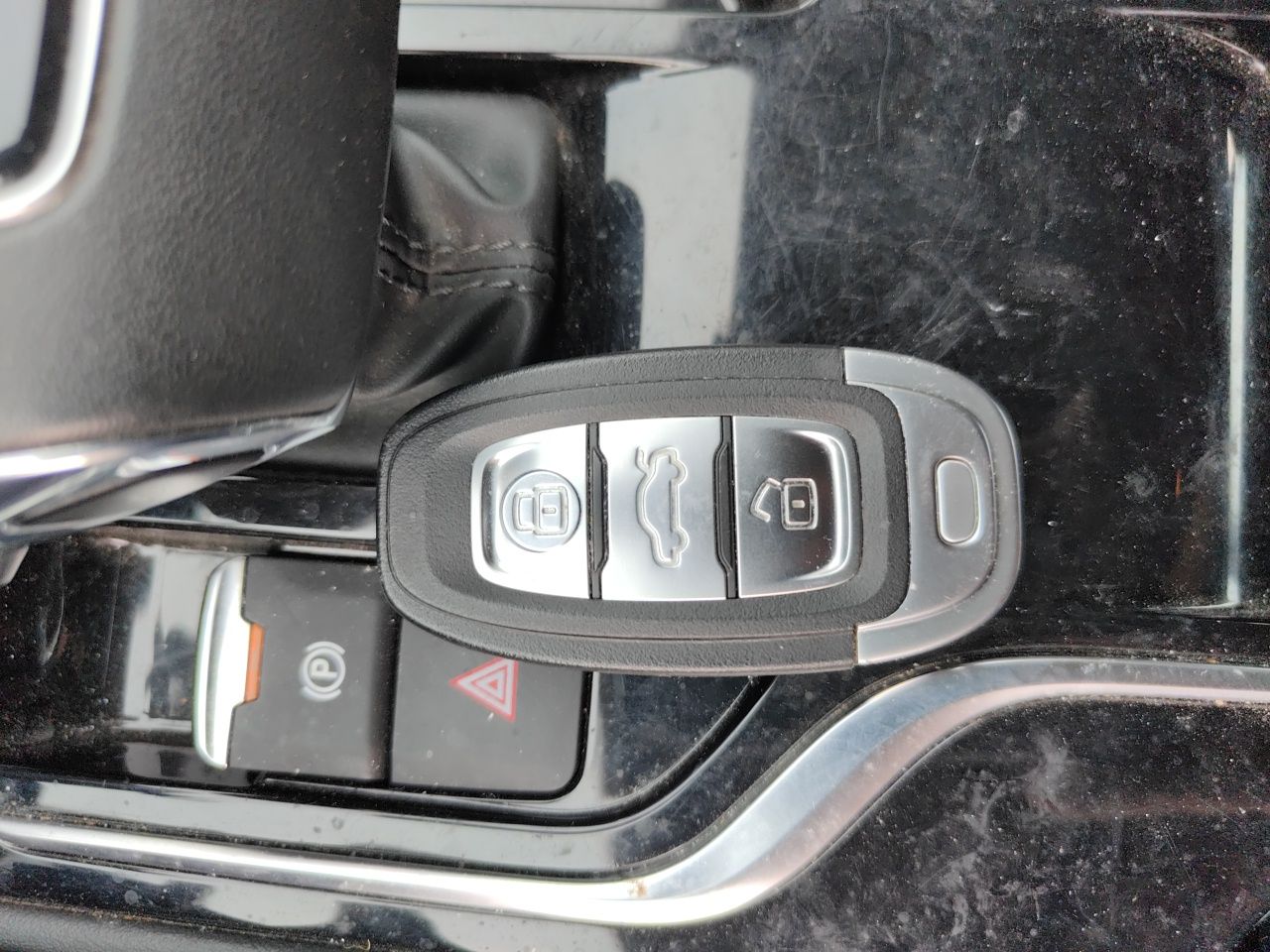 Hongqi E-QM5 2023 620km PLUS — снимка 20