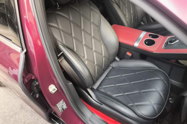 Used Chery Fulwin A9L 2025 Model, Four-Wheel Drive High-Energy Peak Edition